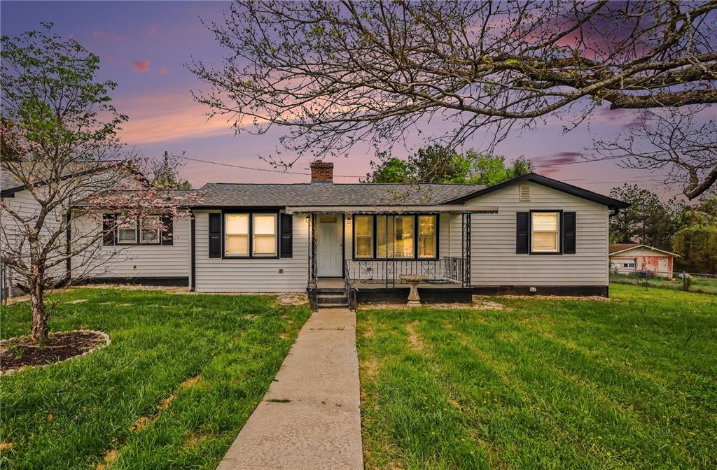 274 Gibson Road, Easley, SC 29640
