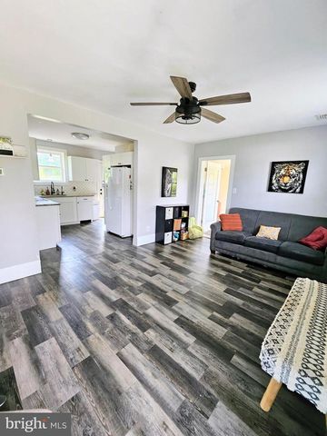 279 RUSSELL AVE, Vineland, NJ 08360