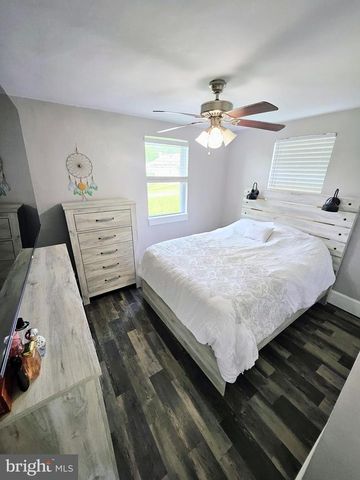 279 RUSSELL AVE, Vineland, NJ 08360