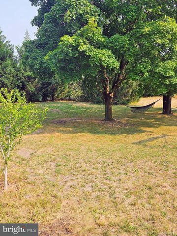279 RUSSELL AVE, Vineland, NJ 08360