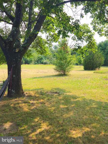 279 RUSSELL AVE, Vineland, NJ 08360