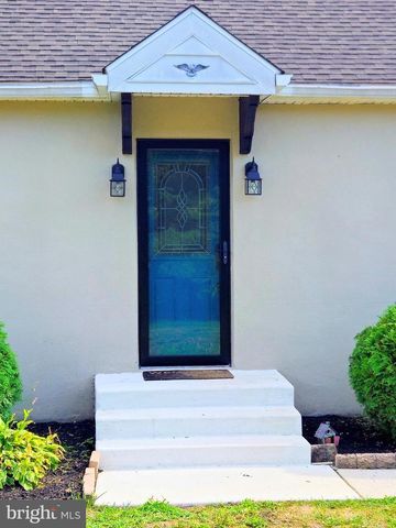 279 RUSSELL AVE, Vineland, NJ 08360