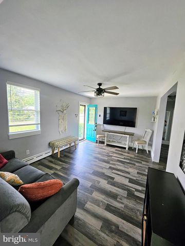 279 RUSSELL AVE, Vineland, NJ 08360
