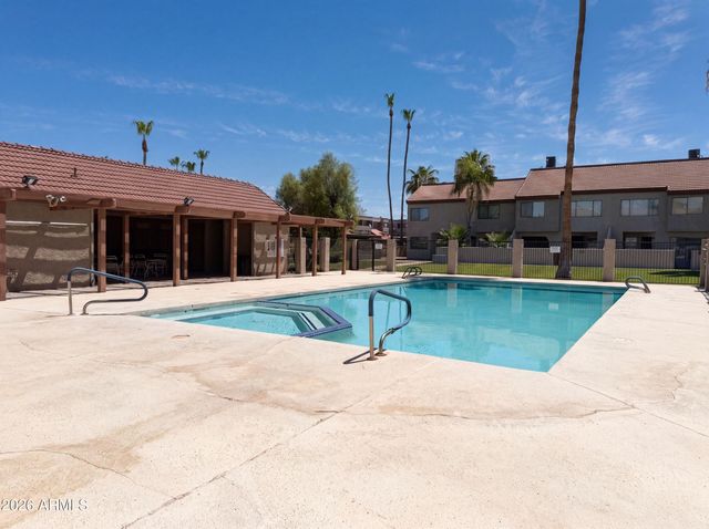 2040 S LONGMORE -- 39, Mesa, AZ 85202