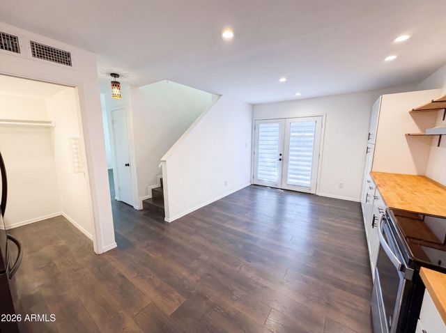 2040 S LONGMORE -- 39, Mesa, AZ 85202