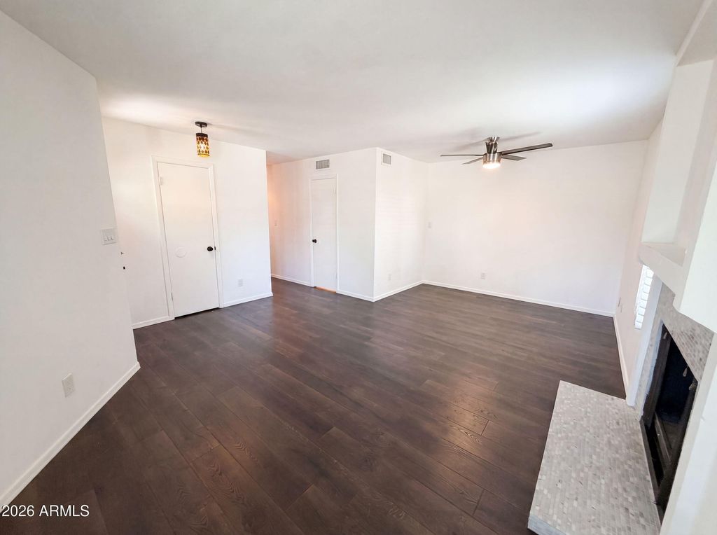 2040 S LONGMORE -- 39, Mesa, AZ 85202 — photo 3