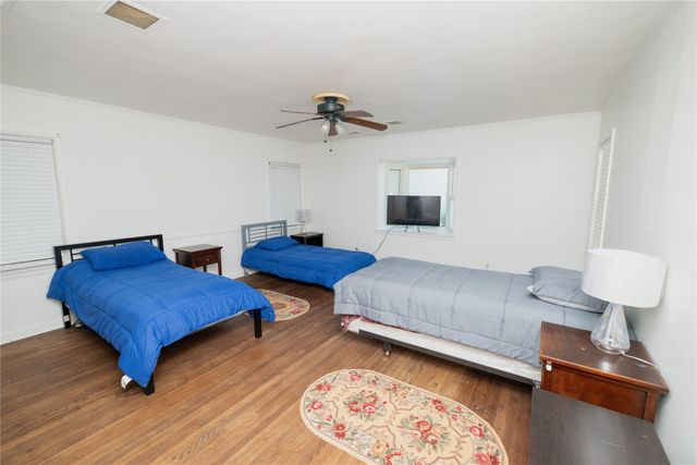 6547 Starling Circle, Dallas, TX 75209