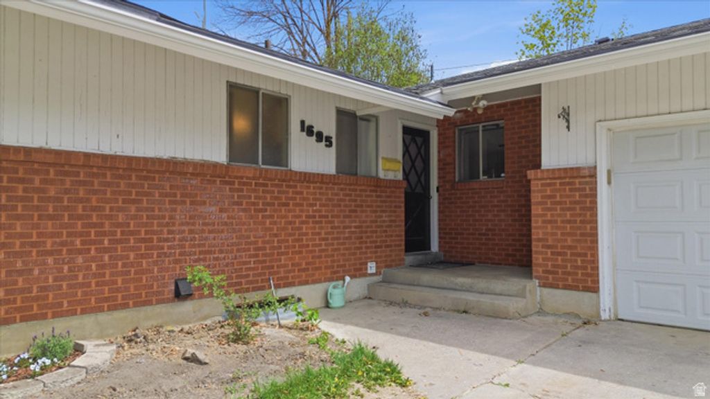 Image 2 of property listing at 1695 E 1400 N, Logan, UT 84341