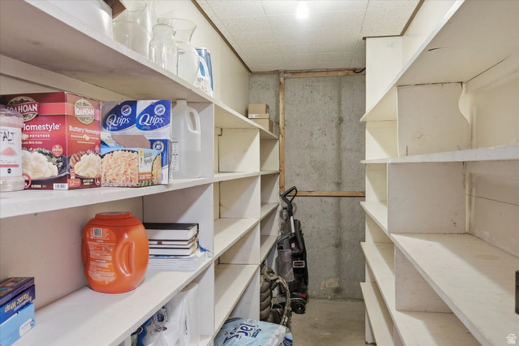 Image 30 of property listing at 1695 E 1400 N, Logan, UT 84341