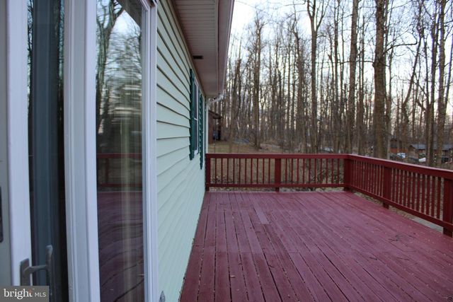 28 HENRY WAY, Linden, VA 22642