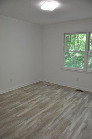 28 HENRY WAY, Linden, VA 22642