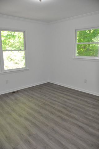 28 HENRY WAY, Linden, VA 22642