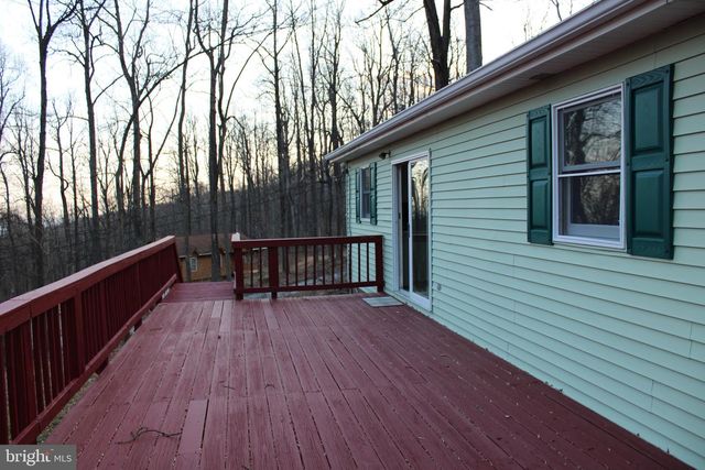 28 HENRY WAY, Linden, VA 22642