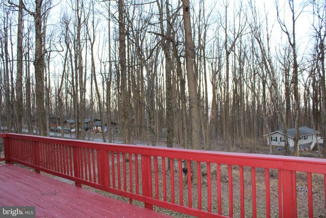 28 HENRY WAY, Linden, VA 22642