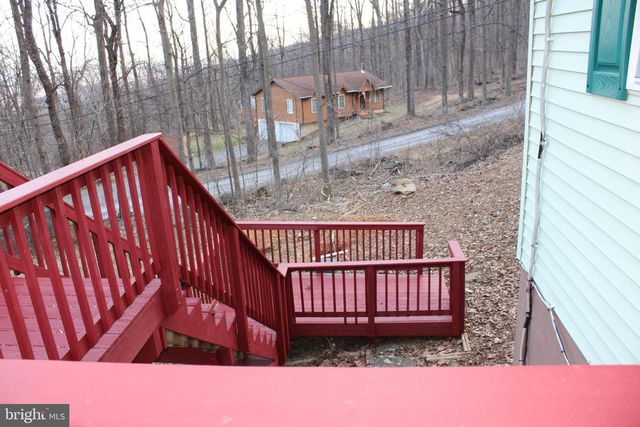 28 HENRY WAY, Linden, VA 22642