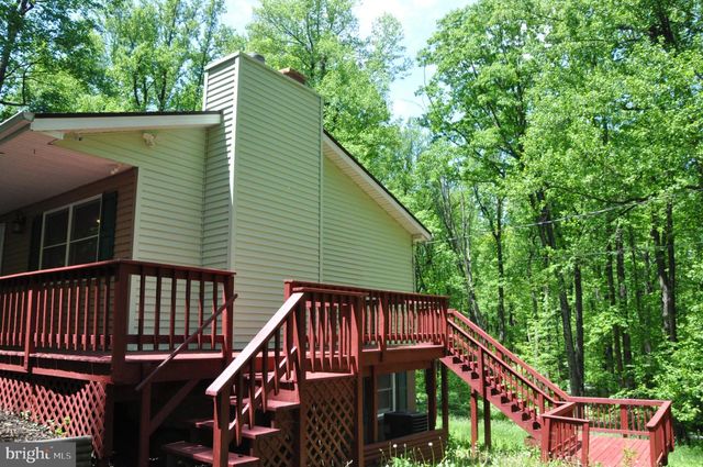 28 HENRY WAY, Linden, VA 22642