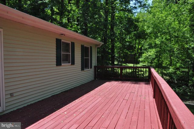 28 HENRY WAY, Linden, VA 22642