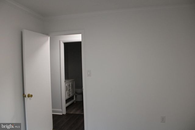 28 HENRY WAY, Linden, VA 22642