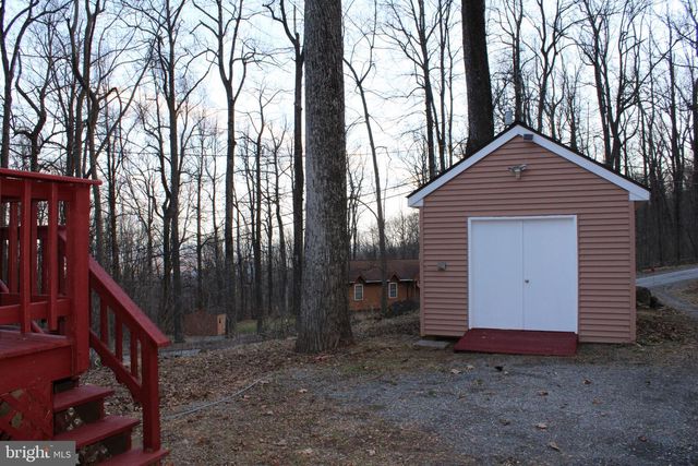 28 HENRY WAY, Linden, VA 22642