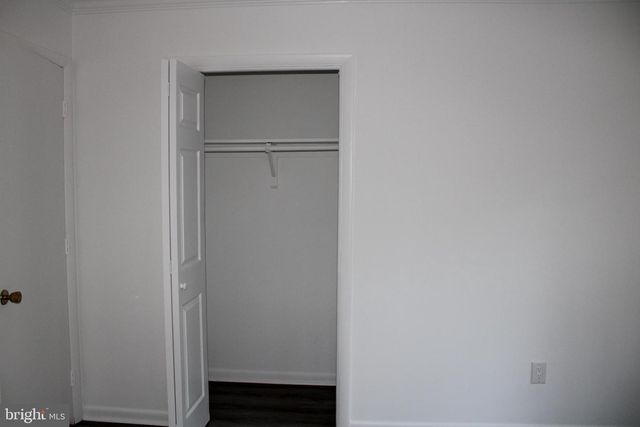 28 HENRY WAY, Linden, VA 22642