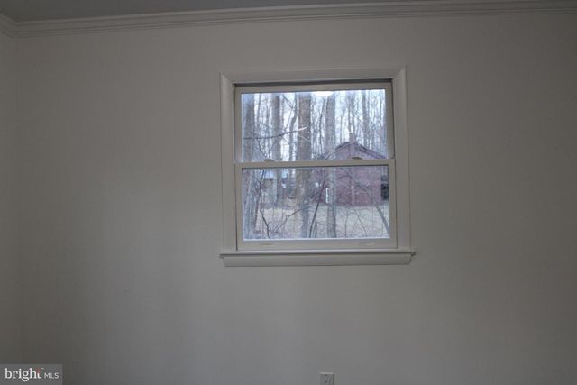 28 HENRY WAY, Linden, VA 22642