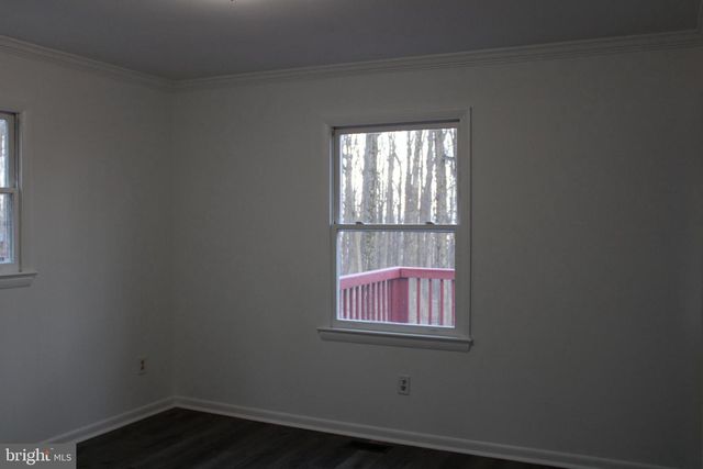 28 HENRY WAY, Linden, VA 22642