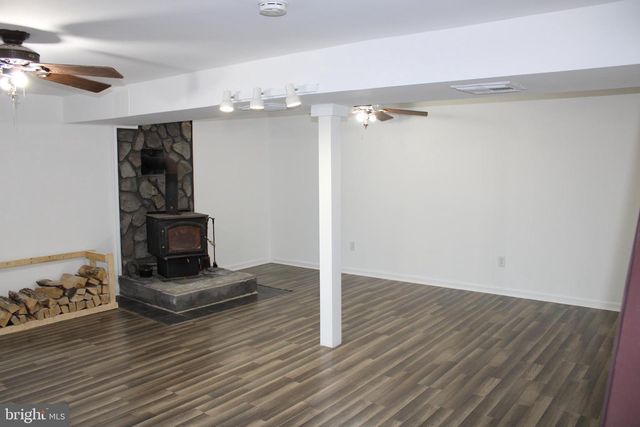 28 HENRY WAY, Linden, VA 22642