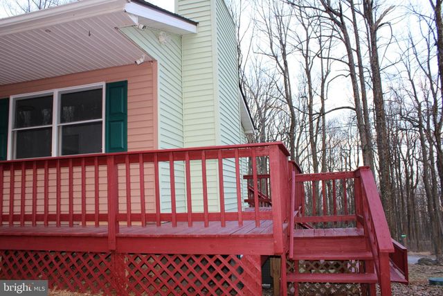 28 HENRY WAY, Linden, VA 22642