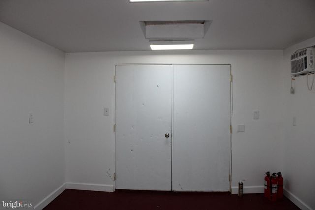 28 HENRY WAY, Linden, VA 22642