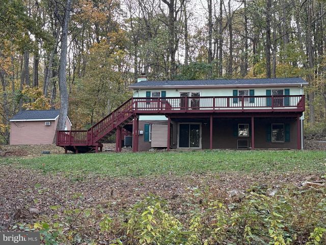 28 HENRY WAY, Linden, VA 22642