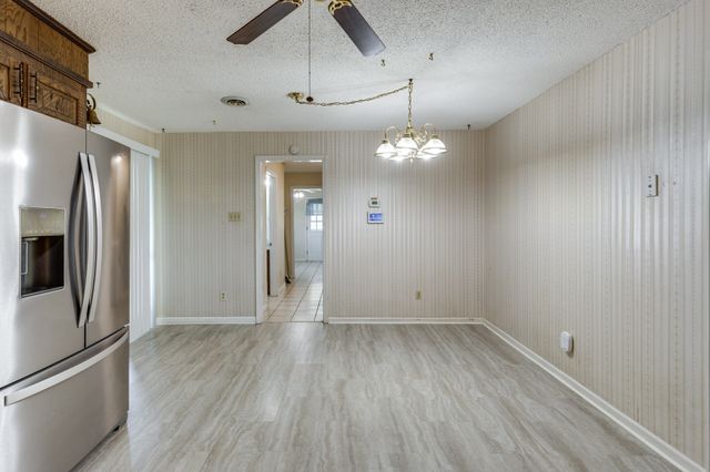 707 Summertown Hwy, Hohenwald, TN 38462