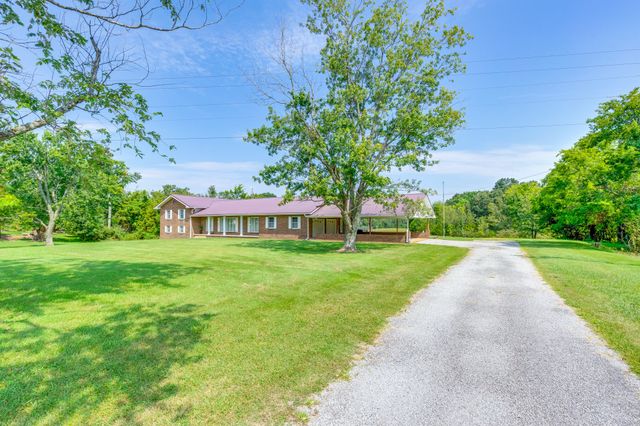707 Summertown Hwy, Hohenwald, TN 38462