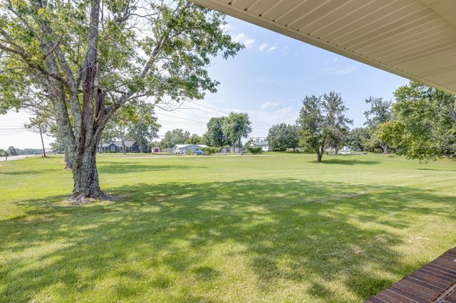 707 Summertown Hwy, Hohenwald, TN 38462