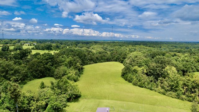 707 Summertown Hwy, Hohenwald, TN 38462