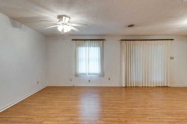 707 Summertown Hwy, Hohenwald, TN 38462