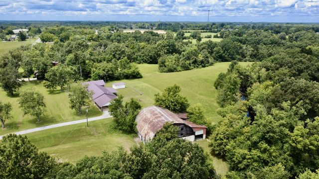 707 Summertown Hwy, Hohenwald, TN 38462