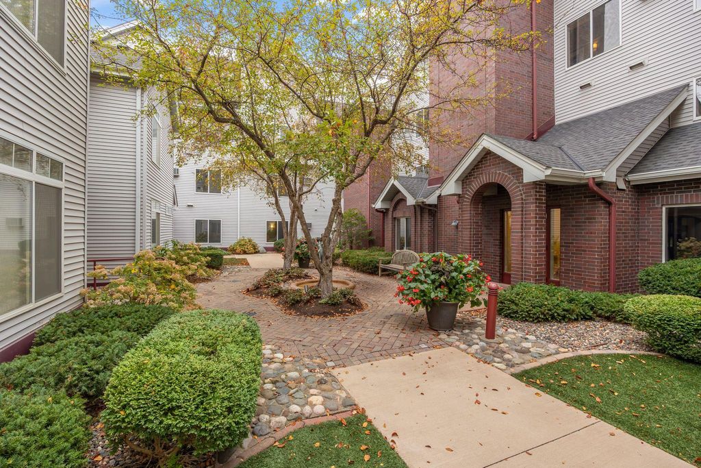7400 Edinborough Way 5205, Edina, MN 55435 — photo 3