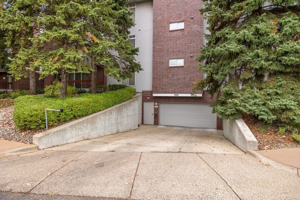 7400 Edinborough Way 5205, Edina, MN 55435 — photo 4