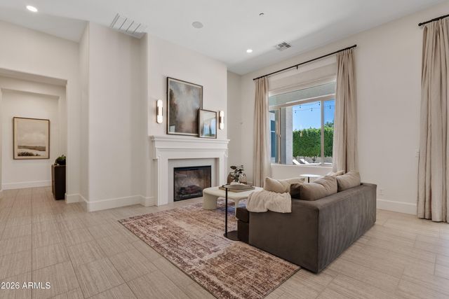 3939 E ENCANTO Street, Mesa, AZ 85205