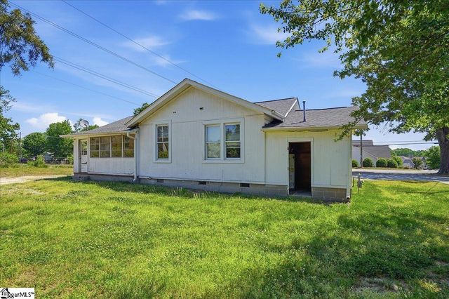 508 Brushy Creek Road, Taylors, SC 29687