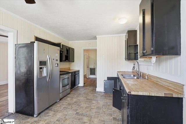 508 Brushy Creek Road, Taylors, SC 29687