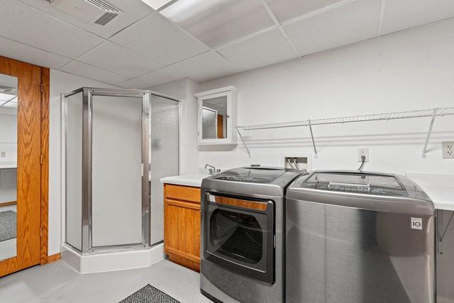 2405 N ERB STREET, Appleton, WI 54911