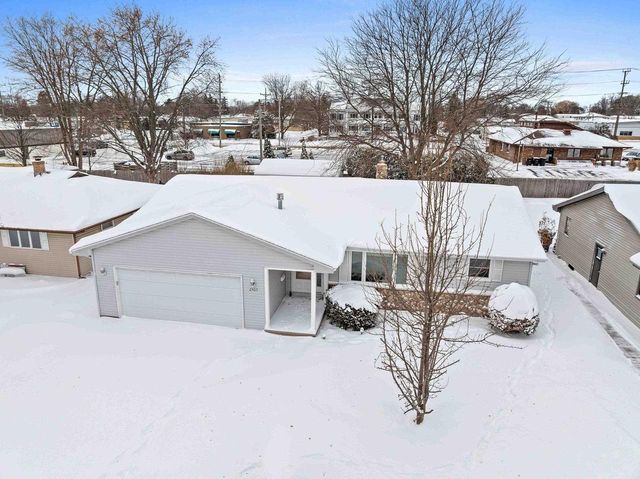 2405 N ERB STREET, Appleton, WI 54911