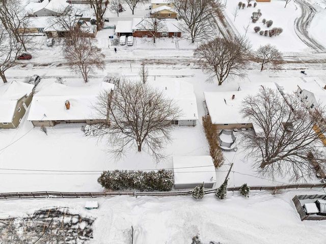 2405 N ERB STREET, Appleton, WI 54911