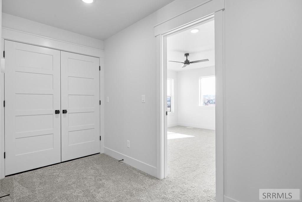 Image 17 of property listing at 763 Curlew Drive, Ammon, ID 83401