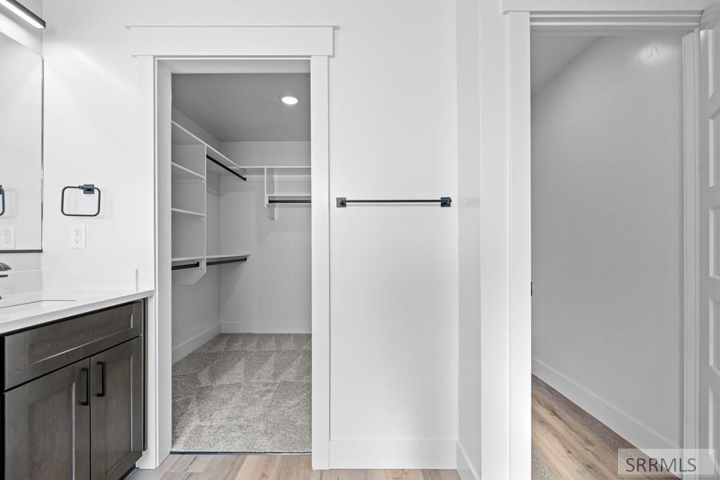 Image 22 of property listing at 763 Curlew Drive, Ammon, ID 83401