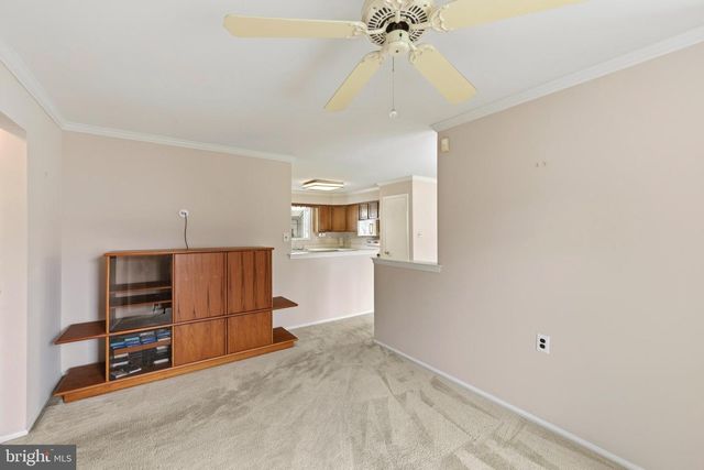 28 WHITE STONE CT, Mount Laurel, NJ 08054