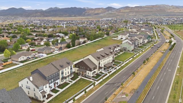 5793 W LAKE AVE, South Jordan, UT 84009