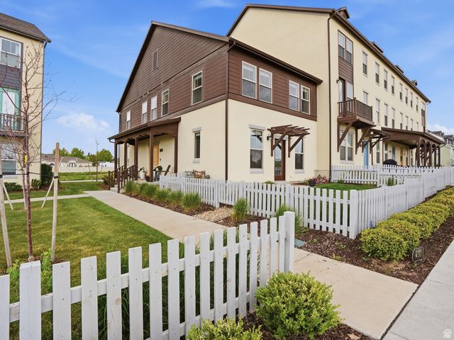 5793 W LAKE AVE, South Jordan, UT 84009