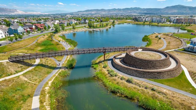 5793 W LAKE AVE, South Jordan, UT 84009